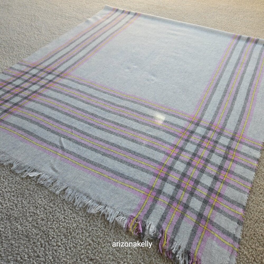 J. Crew Lightweight Wool Grey & Lavender Scarf *TINY TREATED HOLE* - Picture 13 of 14